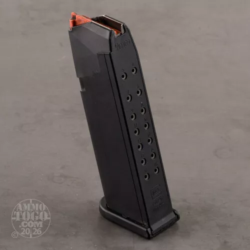 1 - Glock G17 17rd Black Magazine *LE TRADE-IN*