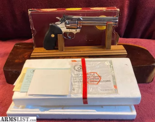 COLT KING COBRA .357MAG6" Bright Stainless Steel 1989 from Robinson Tactical near Pahrump, NV, Pahrump, NV