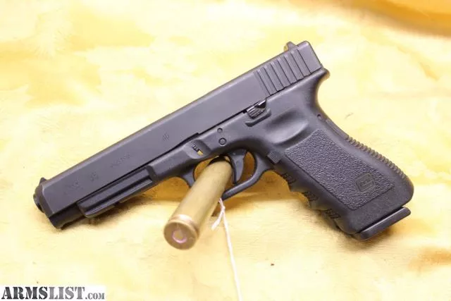 Glock 35 Gen 3 .40 S&W Semi-Automatic Pistol from Ted's Pawn Shop near Norwood, Ohio, USA