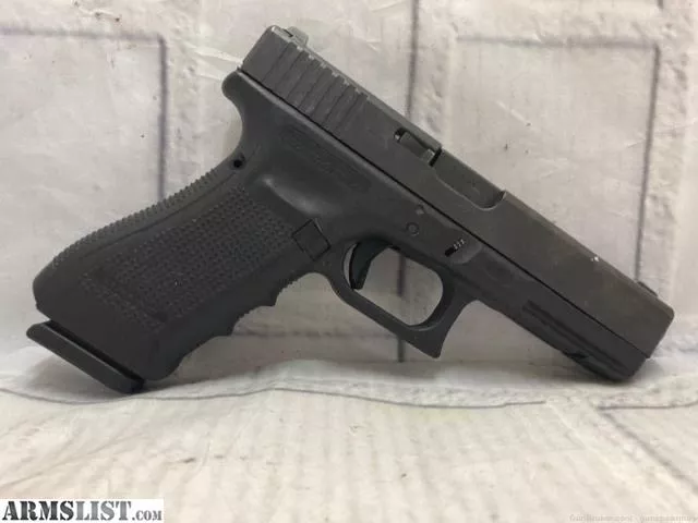 Glock G22 Gen4 .40 S&W Pistol from Pawn Now near Mesa, Phoenix, AZ