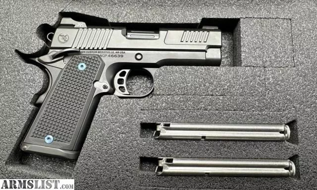 New NIGHTHAWK CUSTOM COUNSELOR 9MM - 3.5" OFFICER - IOS CUT - BARREL HOOD FLUTES - AMBI SAFETY - INTEGRAL MAGWELL - BLACKOUT from Watson Precision Firearms LLC near Oklahoma City, OK