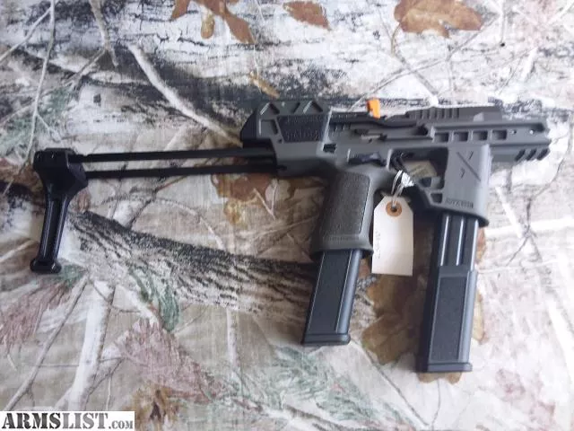 Sig Flux Legion from Century Oak Arms near Earlham, Iowa, USA