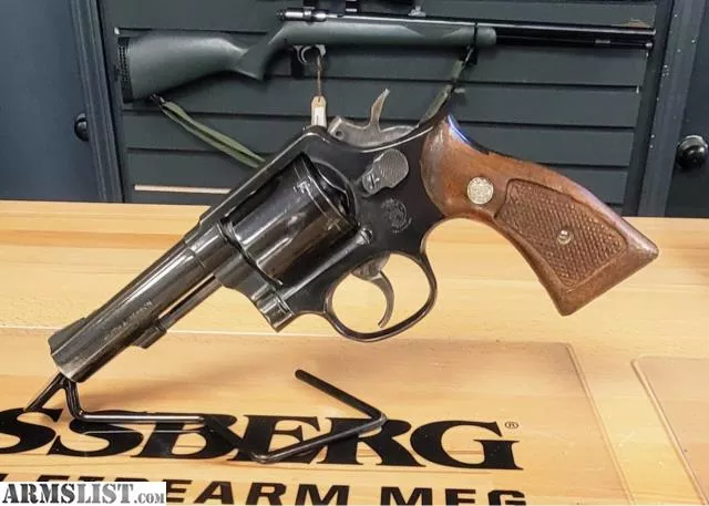 SMITH & WESSON MODEL 10 from Security AllStar near Hendersonville, Nashville, TN