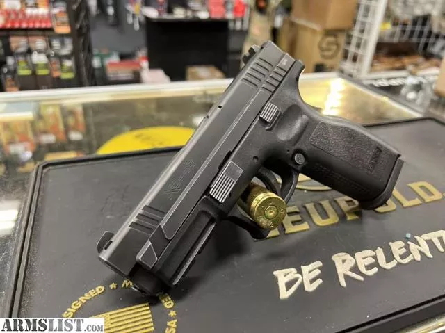 Springfield, XD40, Striker Fired, Semi-automatic, Polymer Frame Pistol, Full Size, 40 S&W, 4" Barrel, Melonite Finish, Black, Fixed Sights, 10 Rounds, 2 Magazines from Wildboy Firearm & Ammunition near Las Vegas, NV