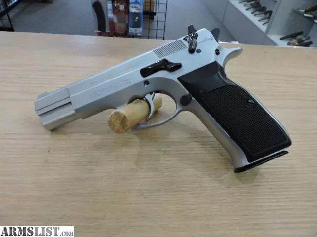 Tanfoglio TA 90 Item #03446 from Heritage Guns near Wilmington, NC